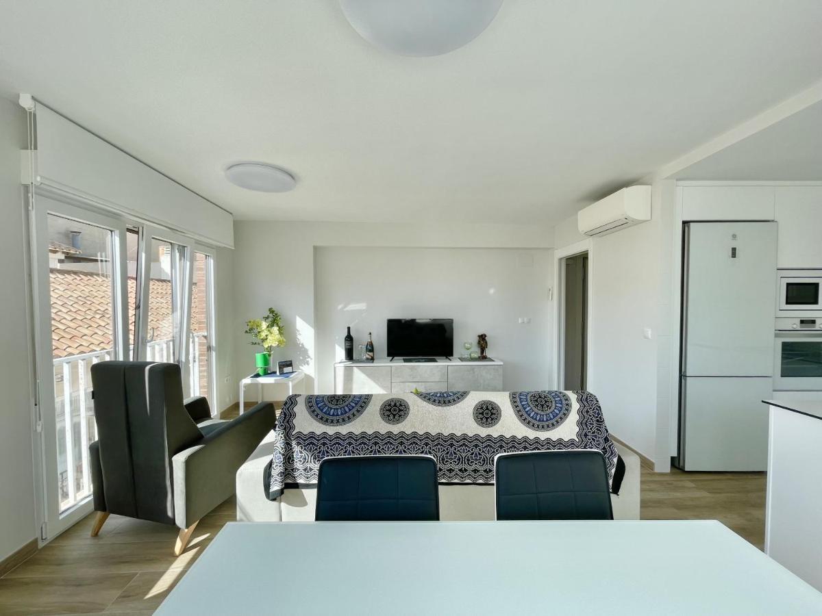 Luxury Center Apartment Μπένιντορμ Εξωτερικό φωτογραφία